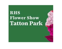 RHS FLOWER SHOW AT TATTON PARK