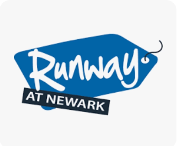 RUNWAY MONDAY AT NEWARK ANTIQUES AND COLLECTORS FAIR
