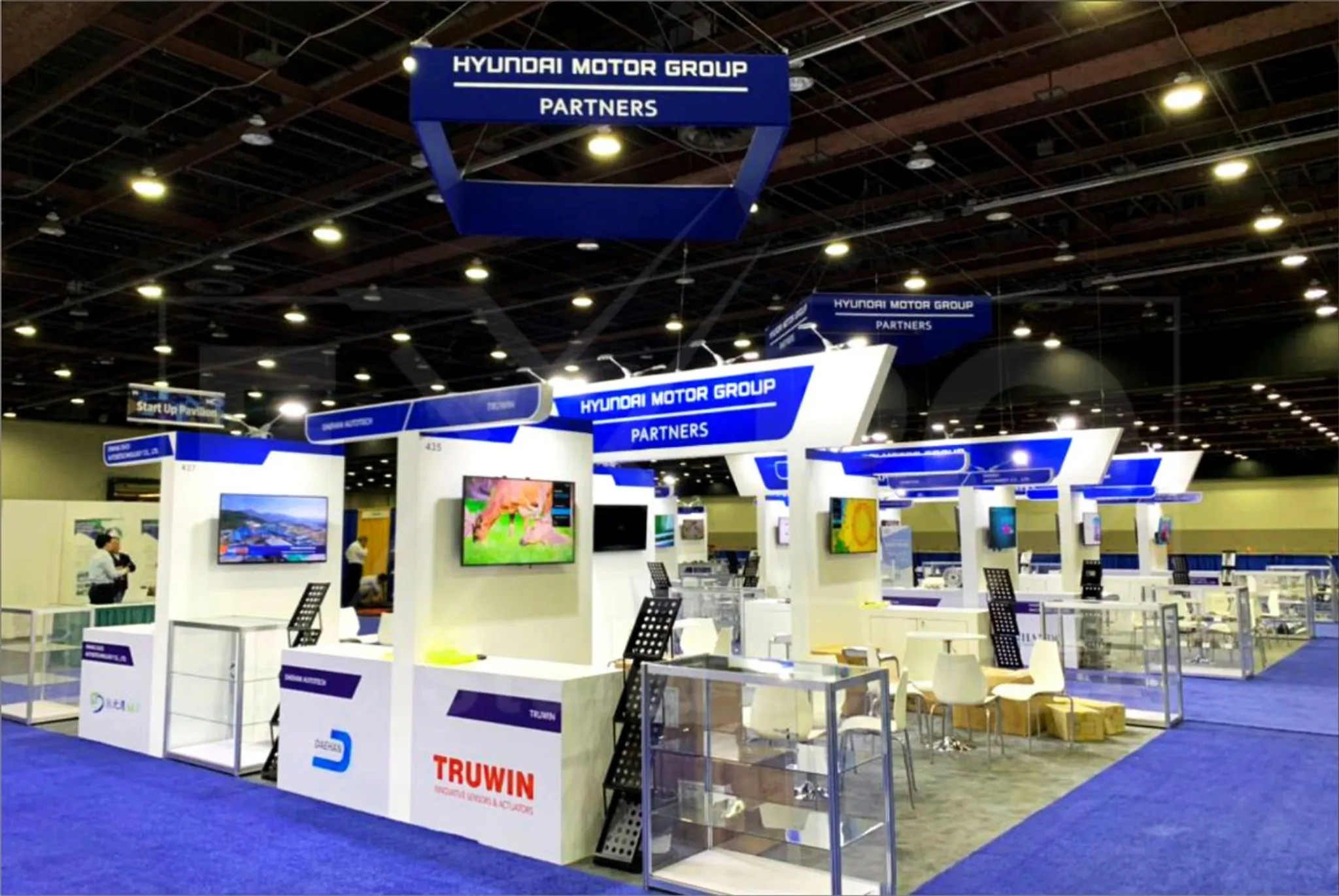 45x45 Pavilion booth design by Expo Stand Services USA