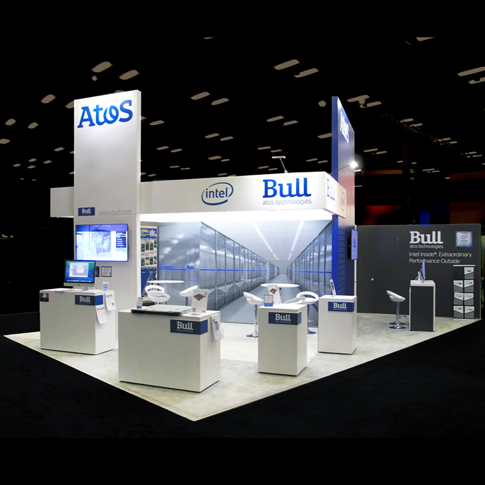 20x30 Peninsula booth design by TOTM Exposition