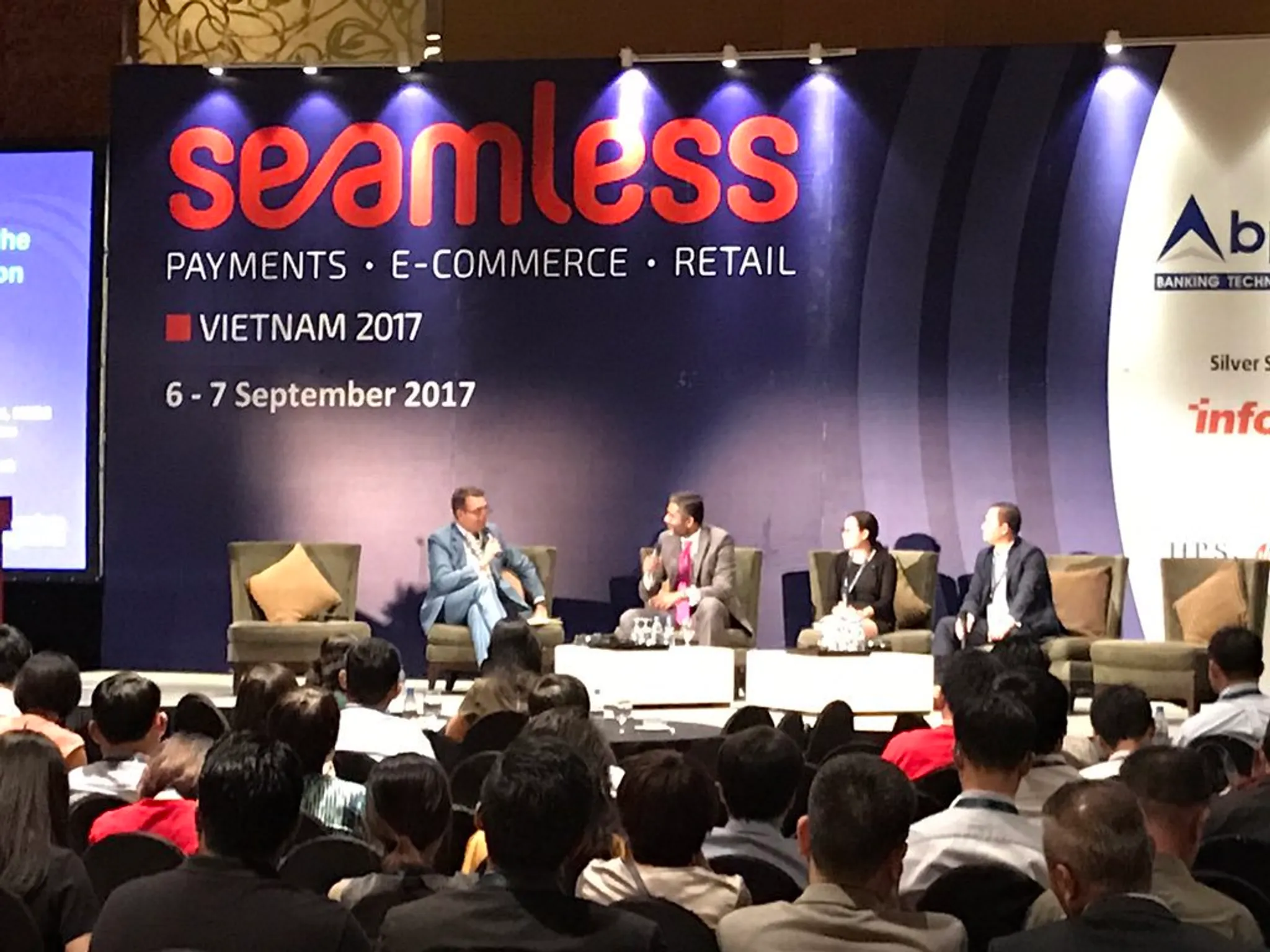 Seamless Vietnam