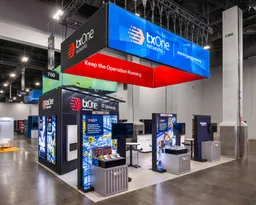 20x20 Îlot booth design by Nationwide 360