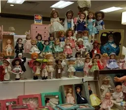 Raleigh/Durham/Chapel Hill/Triangle Doll, Toy & Miniature Show