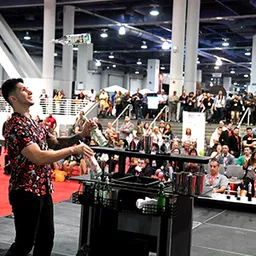 Nightclub & Bar Show